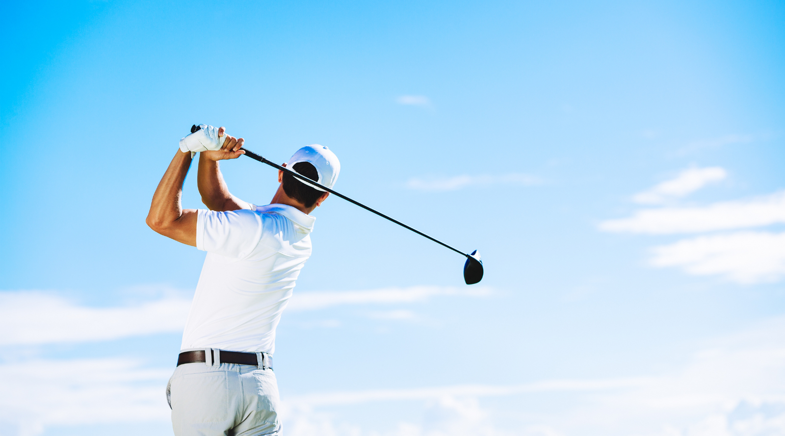 Elevate Your Golf Game: How to Choose the Best Golf Pants for Summer.